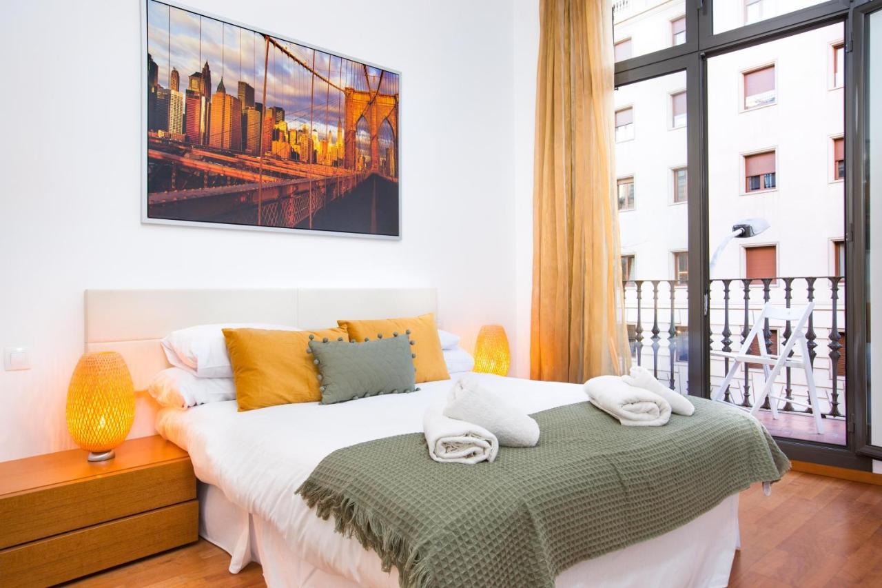 Stay U-Nique Apartments Balmes Barselona Dış mekan fotoğraf