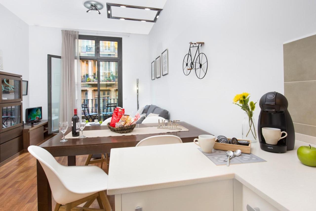 Stay U-Nique Apartments Balmes Barselona Dış mekan fotoğraf