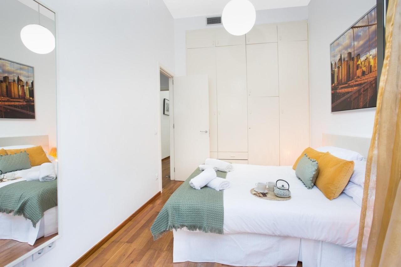 Stay U-Nique Apartments Balmes Barselona Dış mekan fotoğraf
